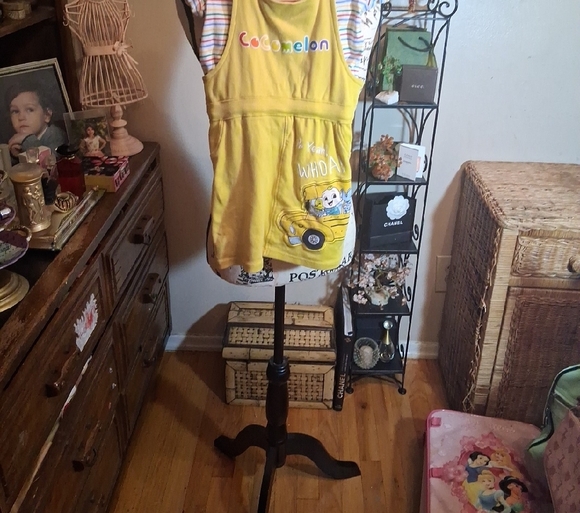 Cocomelon Girls Yellow Pinafore Dress W/rainbow Striped Short Sleeve Tee 4T - Picture 10 of 11